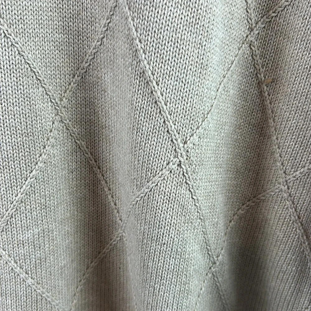 NWT Izod Mens diamond pattern tan sweater XL - Picture 7 of 7